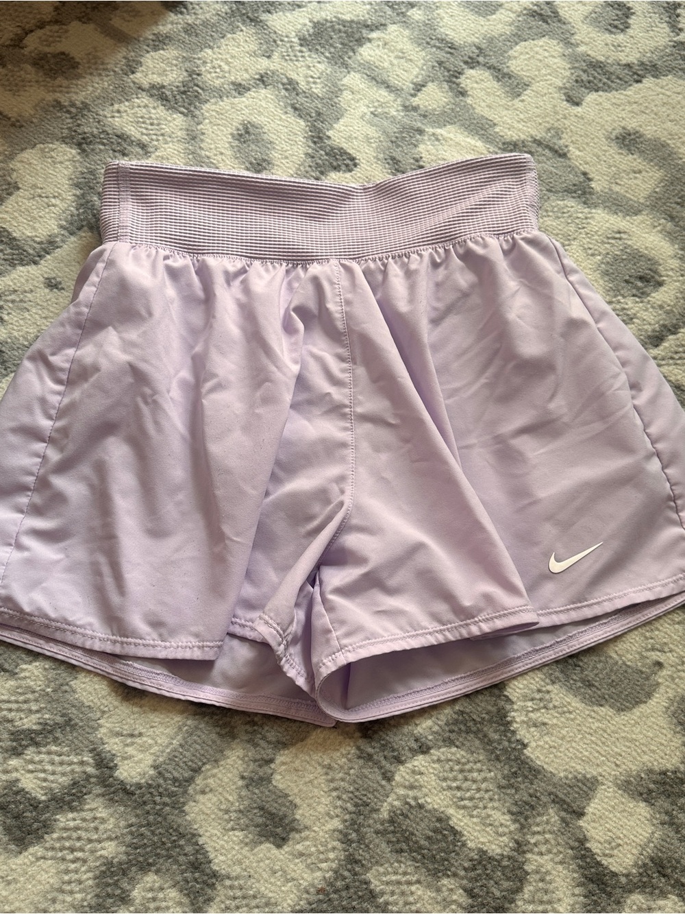 Nike Dri Fit Youth Large Girls Running Shorts Lilac Lavender Light Purple Built